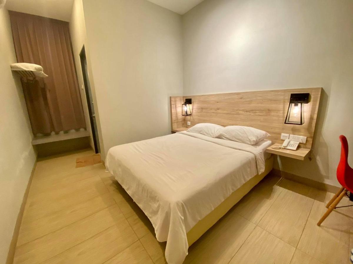 Wan Loong Hotel 小笨珍 外观 照片